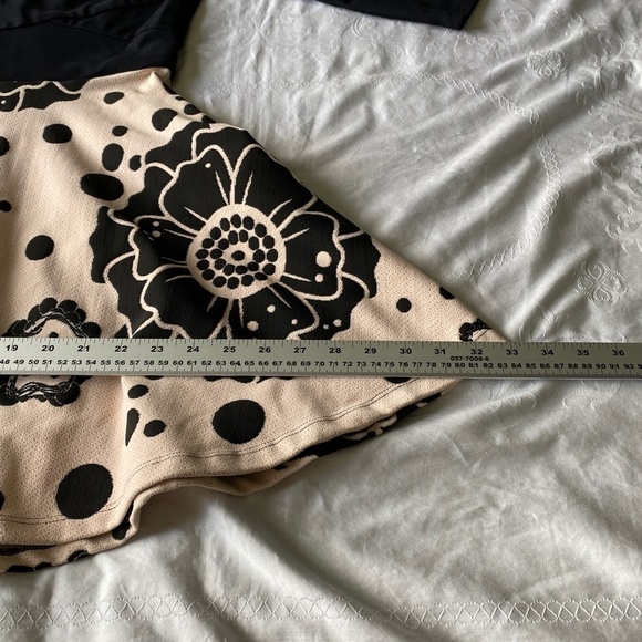 SISS Fit and Flare Girls 3/4 Sleeve Black/Peach Flower Dress Size Medium - Picture 10 of 12